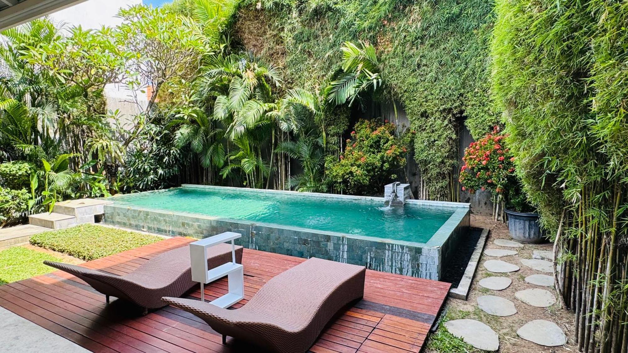 Villa Rainbow Sanur Экстерьер фото